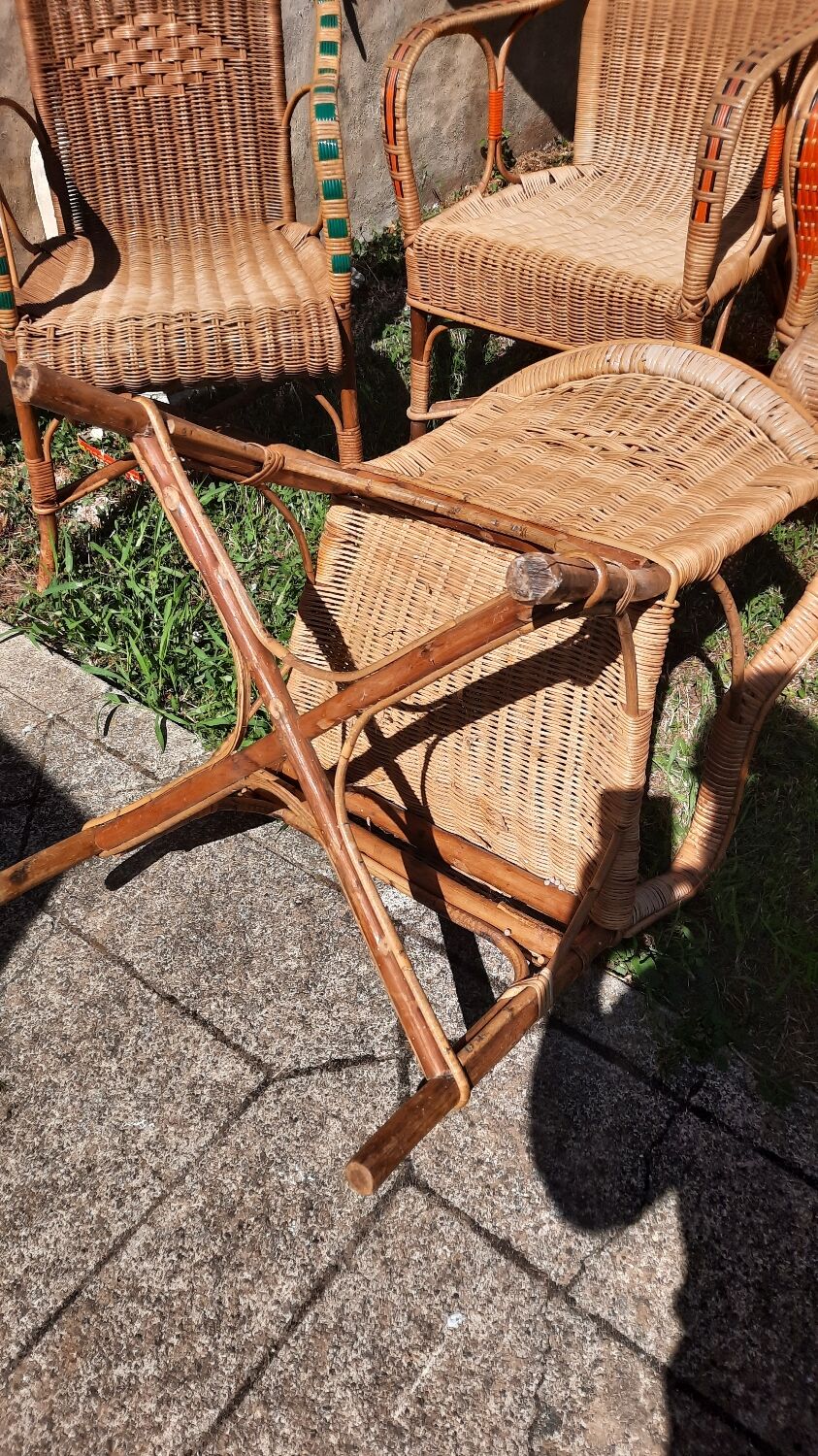 Set of 4 wicker and rattan armchairs