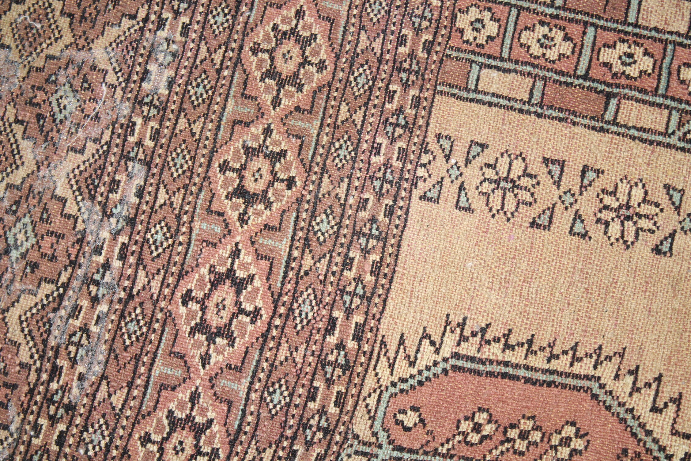 Former Iranian carpet