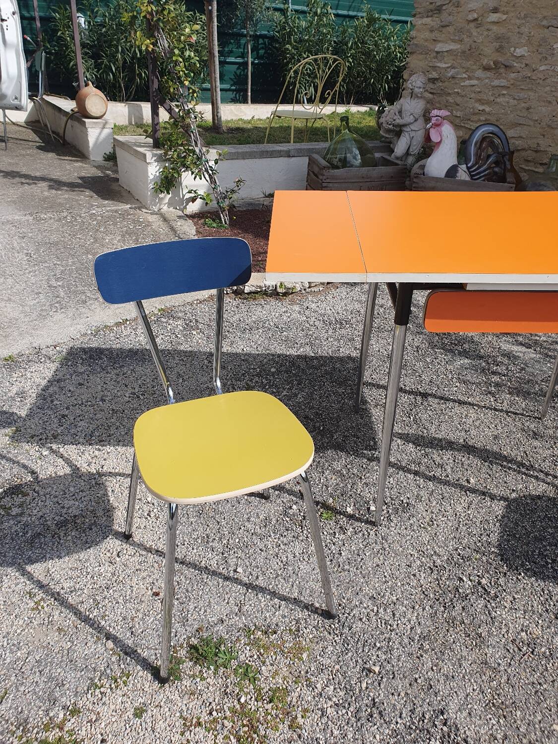 Formica table and chairs
