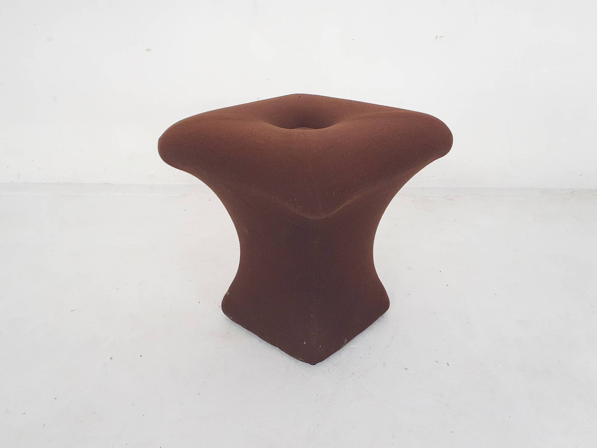 Tabouret en laine marron par Clemens Claessen pour Stokking Terwolde, Pays-Bas 1960