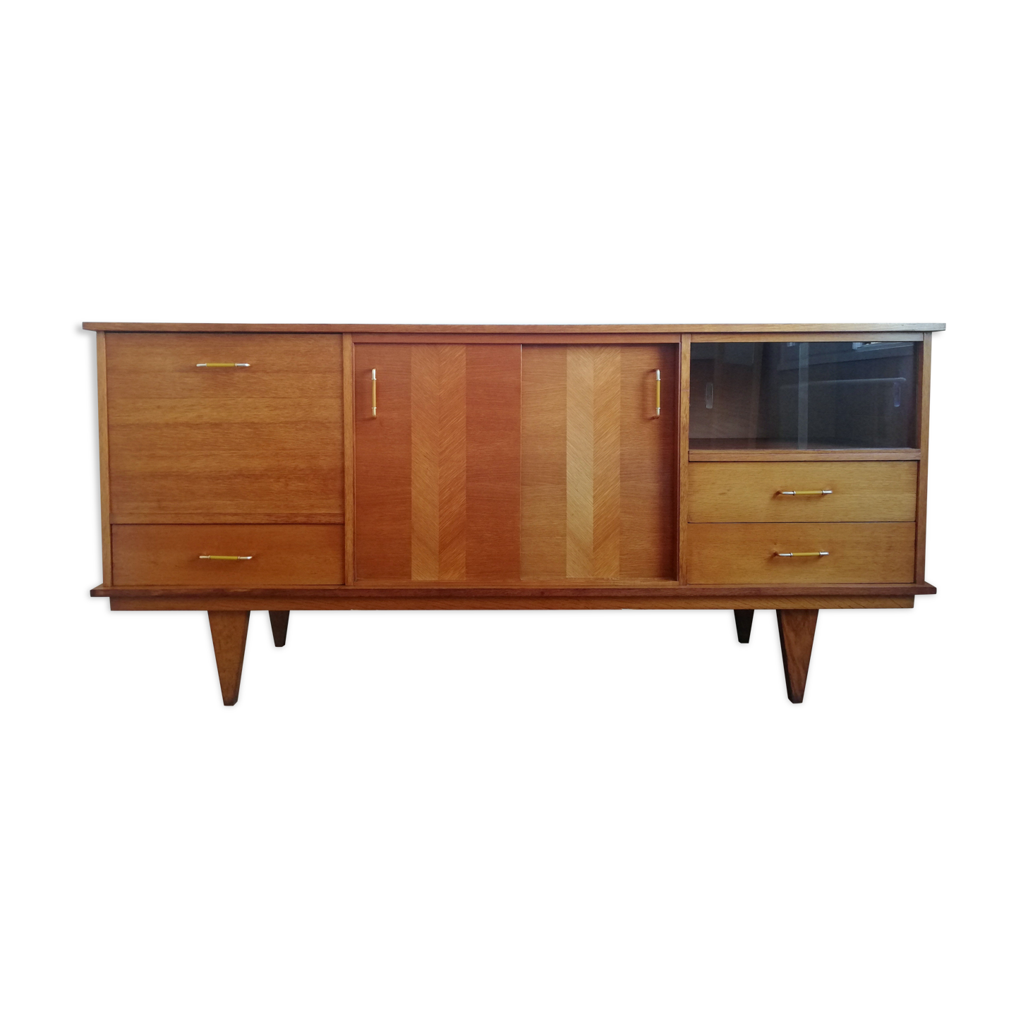 Light oak line-up 60s