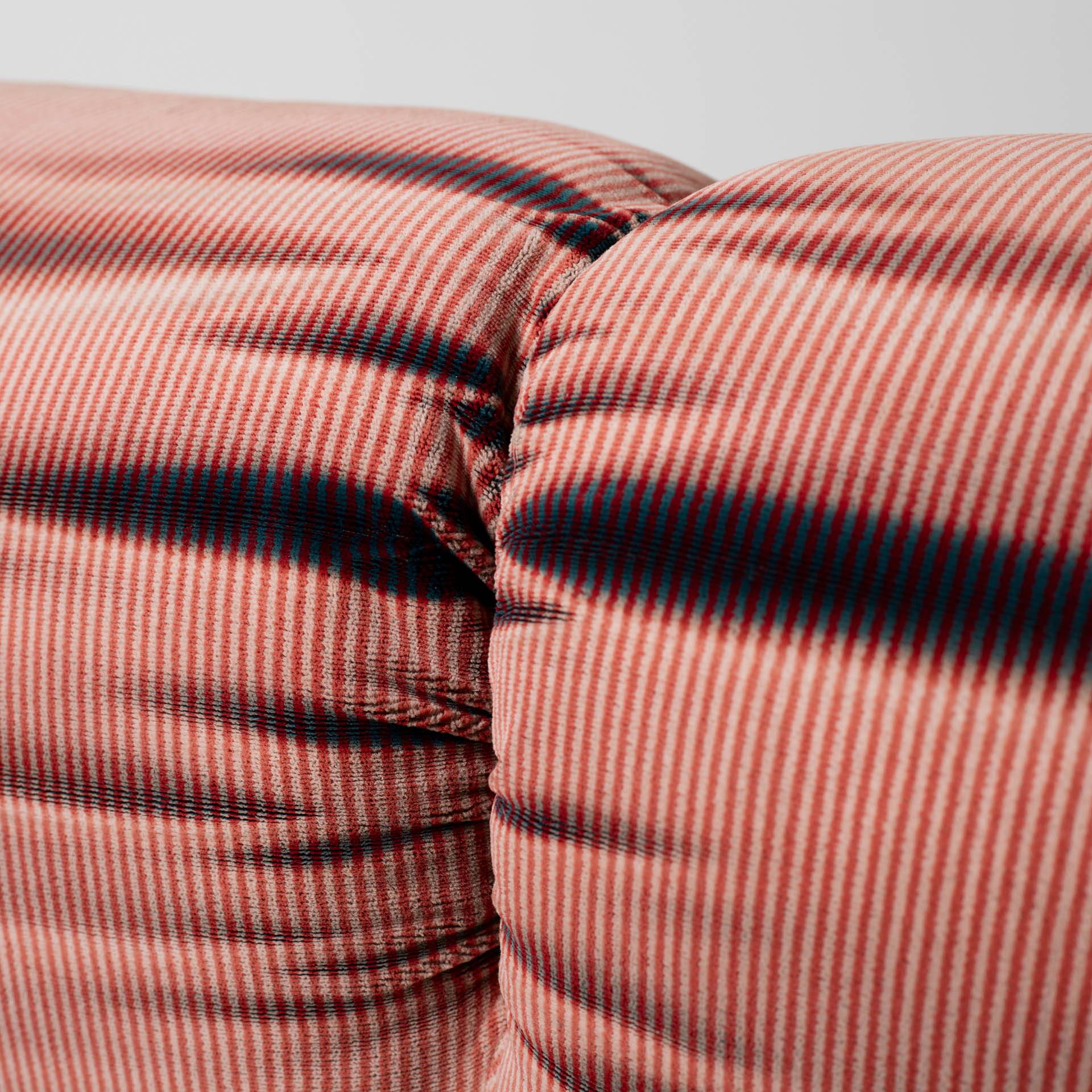 Vico Magistretti Maralunga 2 seater / loveseat for Cassina, Italy, 1980s