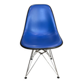 Chaise en fibre de verre et skai bleu DSR Eiffel Eames Herman Miller
