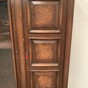 Renaissance style library in solid oak XX century
