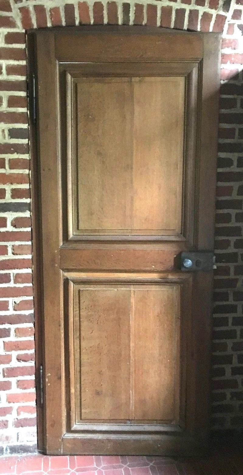 Old passage door in oak