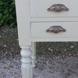 Old green wood 4-drawer desk in Luxembourg raw wood