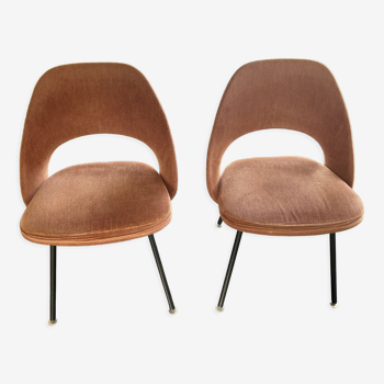 Paire de chaises velours rose d'Eero Saarinen