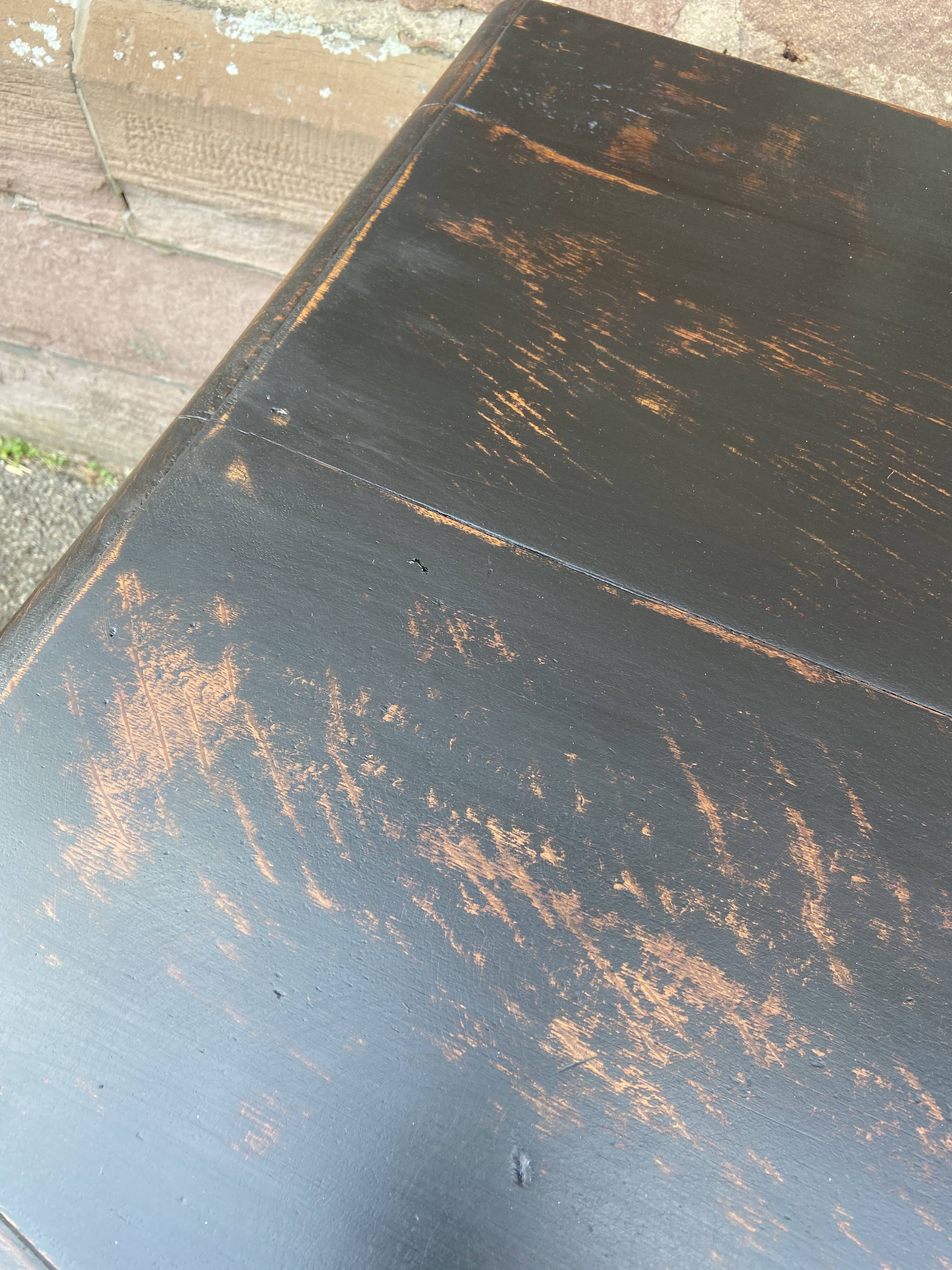 Alsatian curved chest of drawers XVIIIth patinated