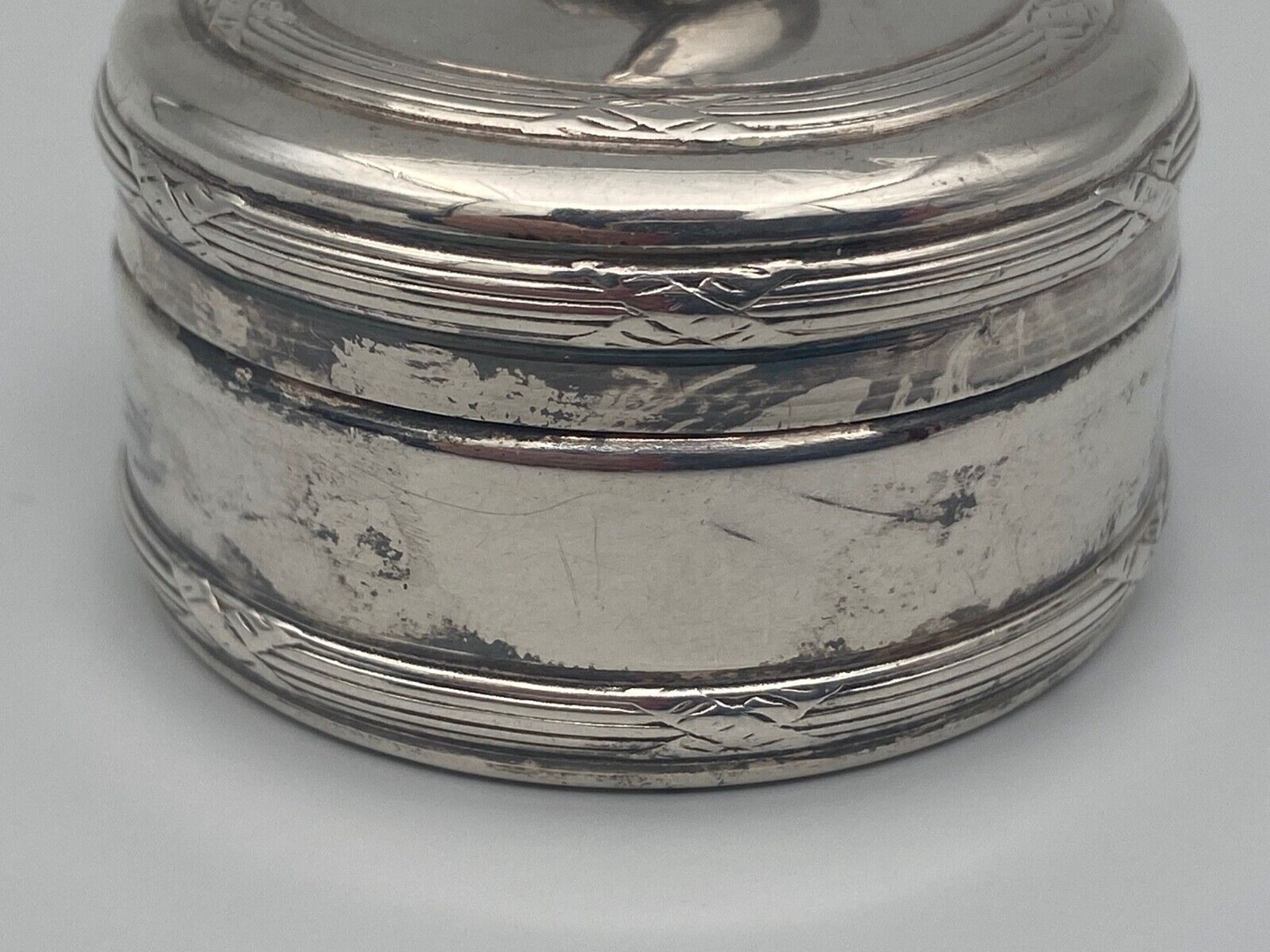 Christian dior silver metal box with cufflink decor socket