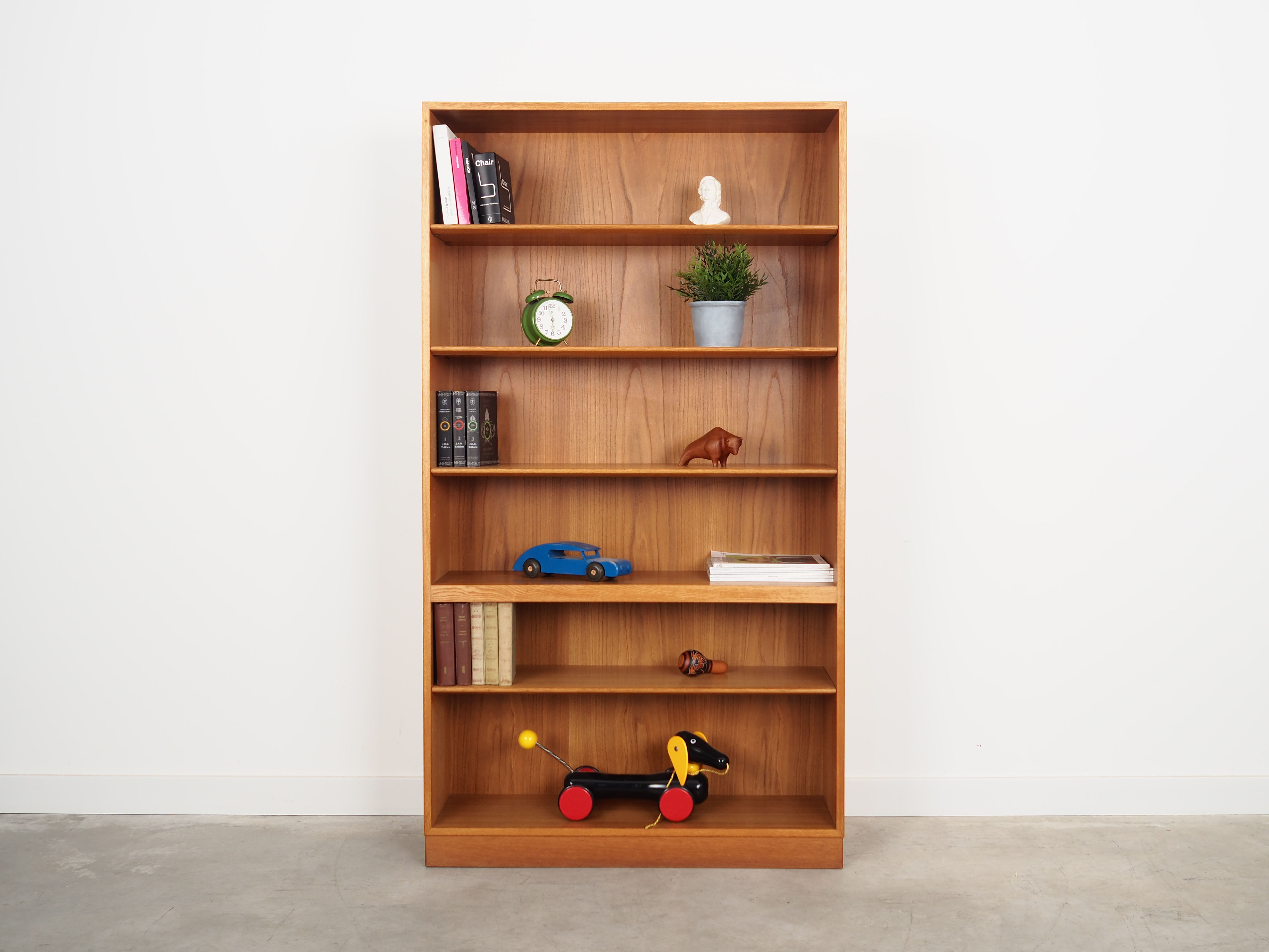 Ash bookcase, Danish design, 1960s, designer: Børge Mogensen