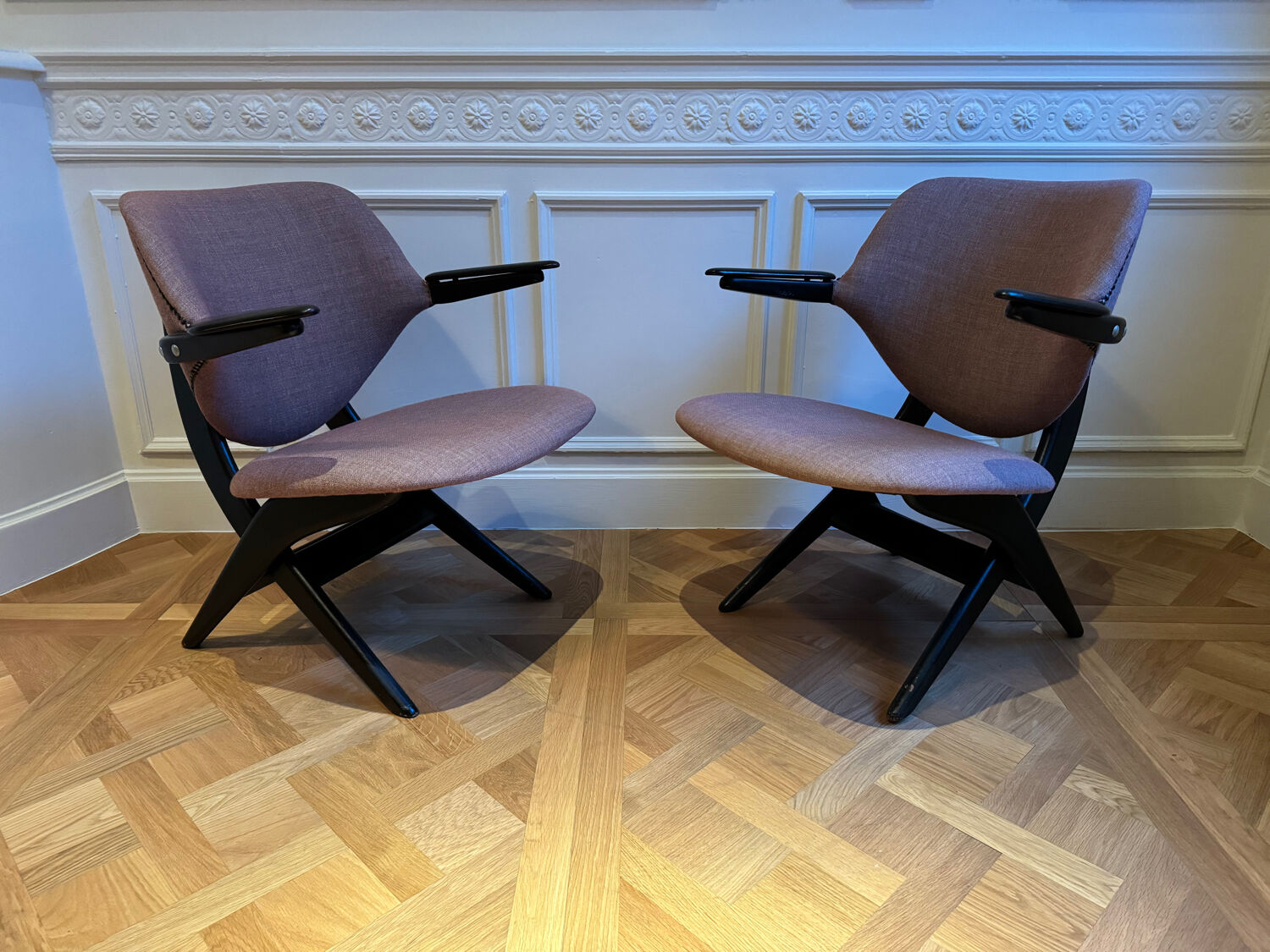 Paire de fauteuils Louis Van Teeffelen pour Webe