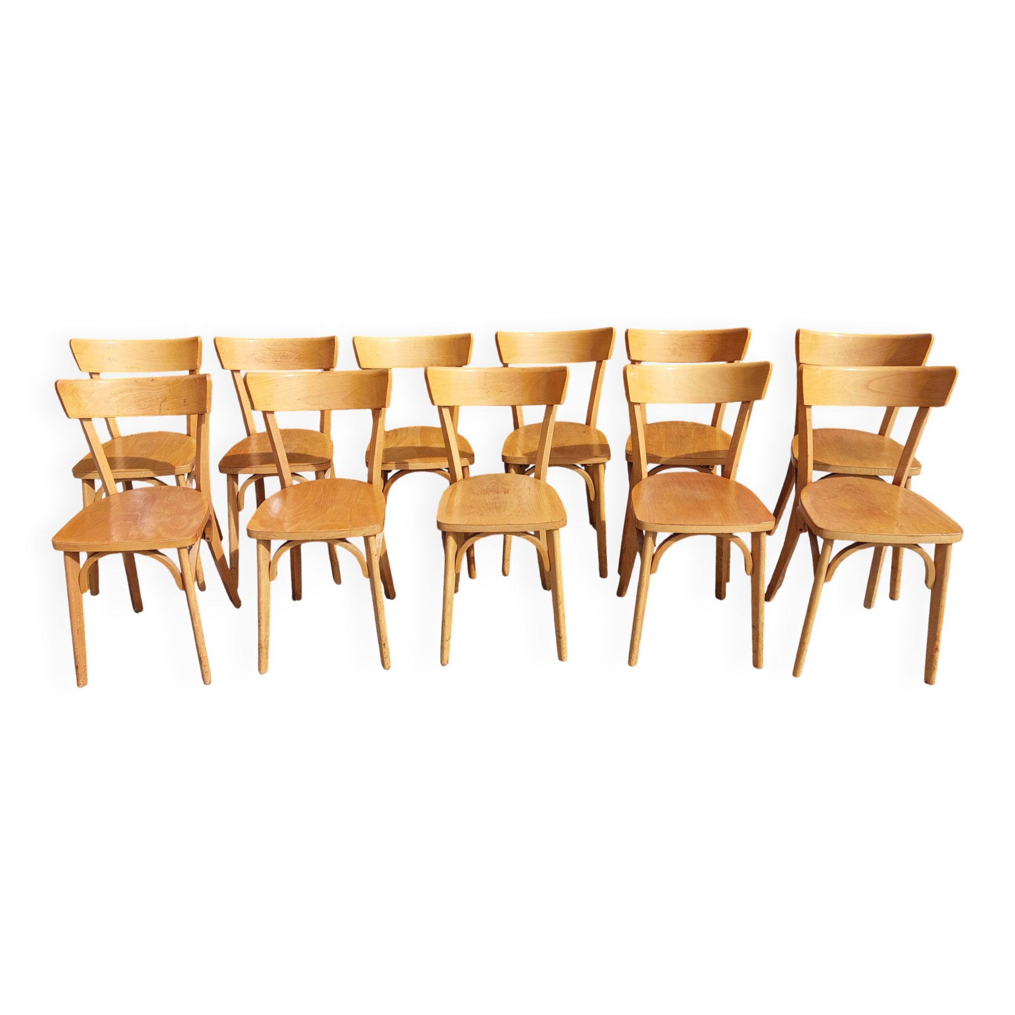 11 chaises bistrot style Baumann