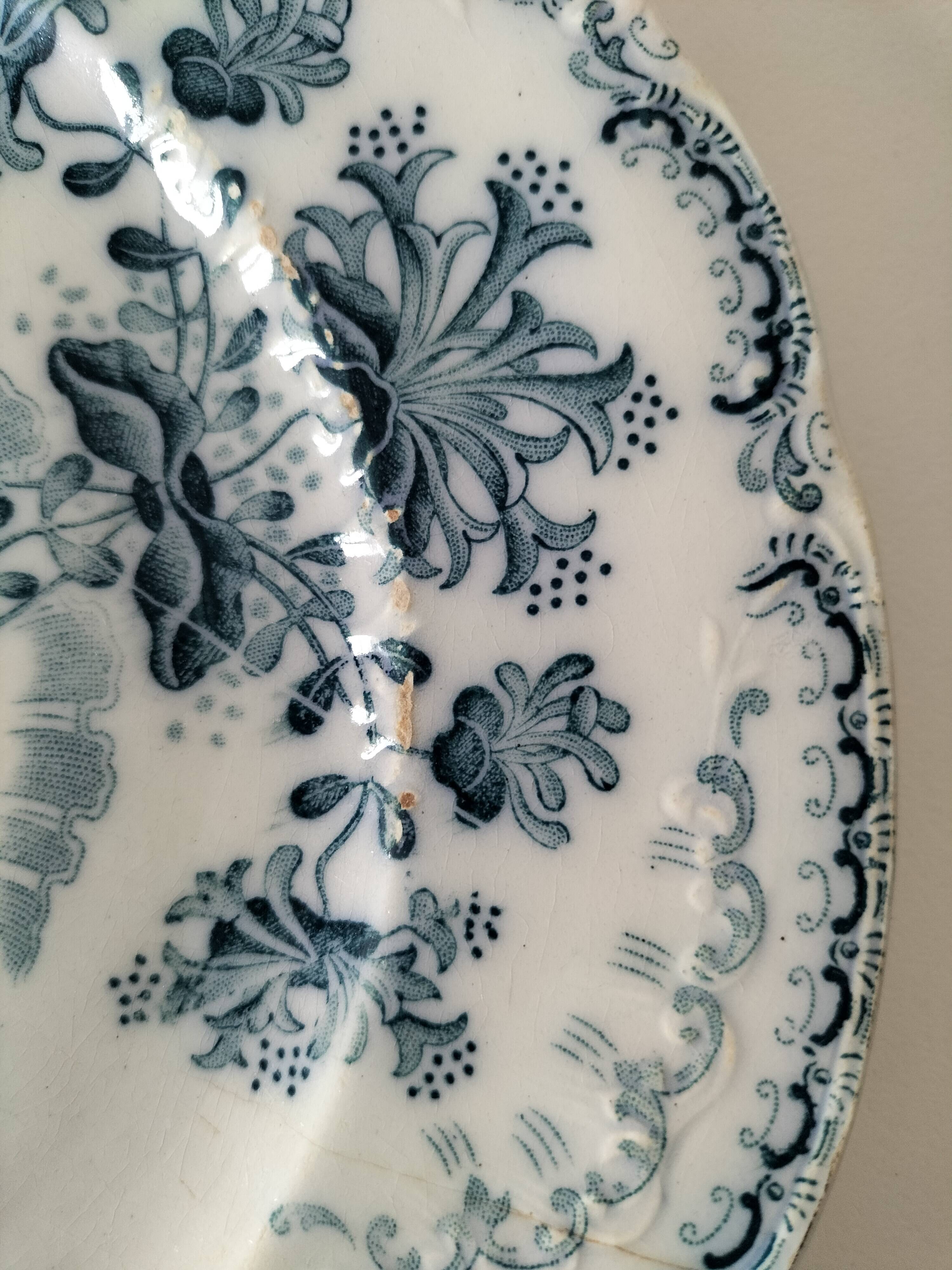 Two ironstone plates Saint-Amand Regency model