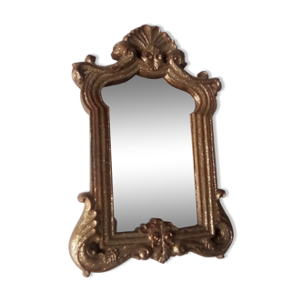 Small vintage mirror in gold glitter carved wood 15x21cm