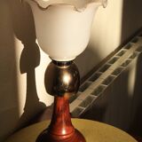 Lampe bois et verre en opaline vintage