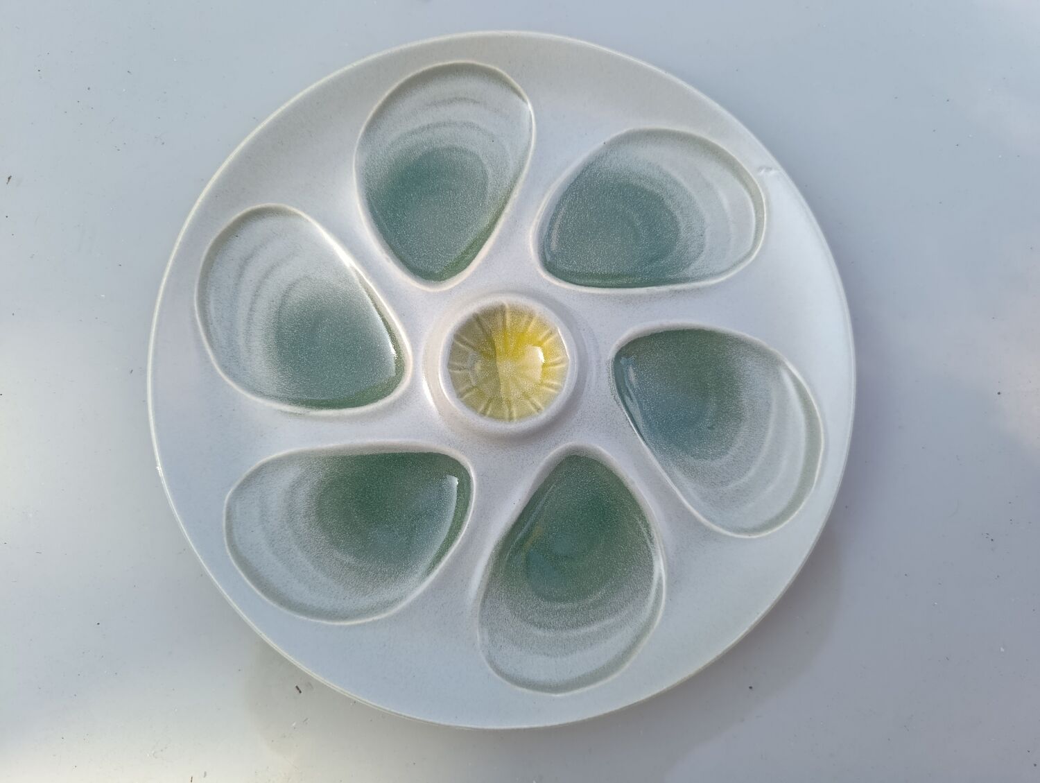 4 green/yellow oyster plates from Salins, 1970