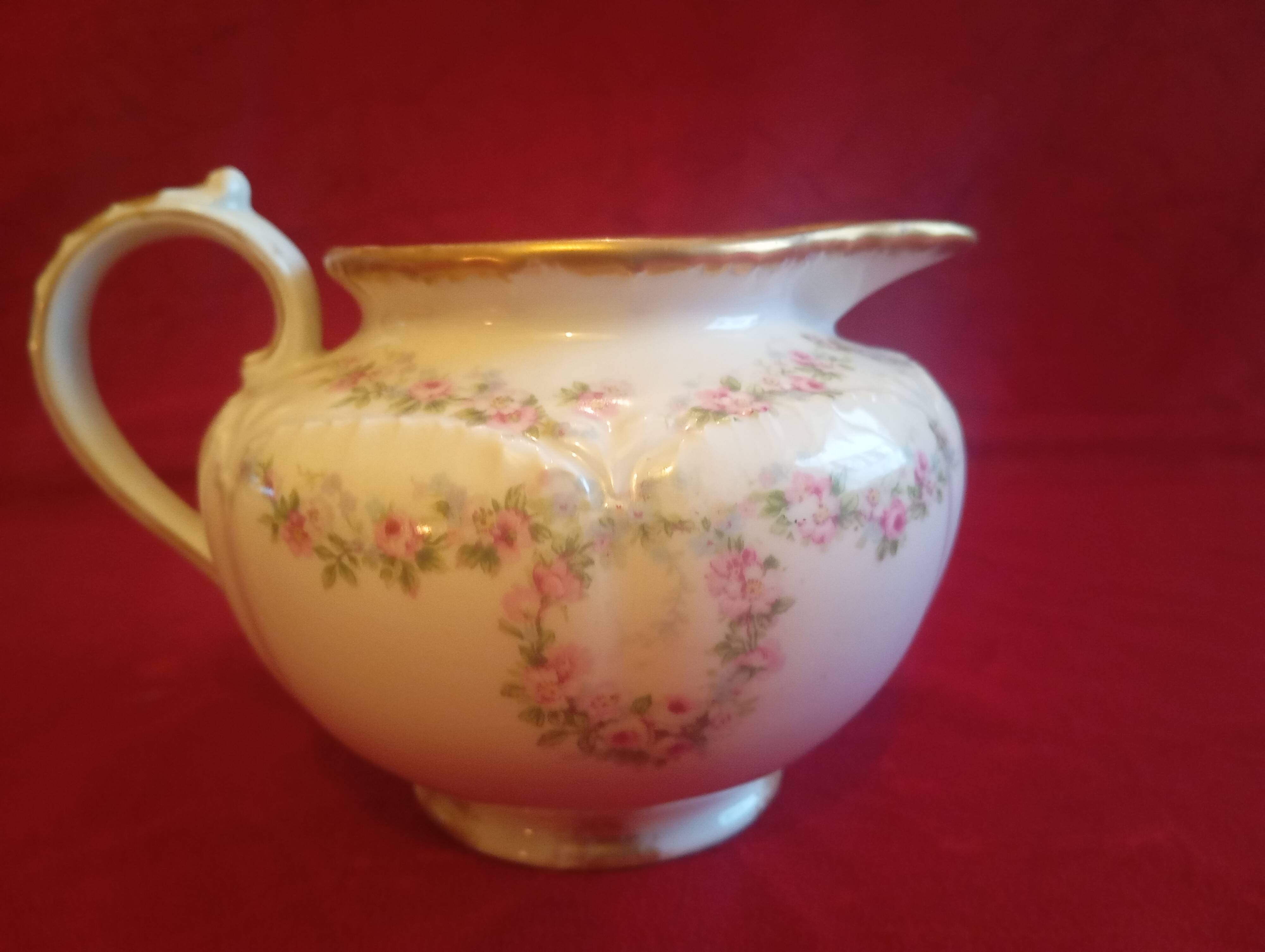 GDA porcelain milk jug (Limoges)