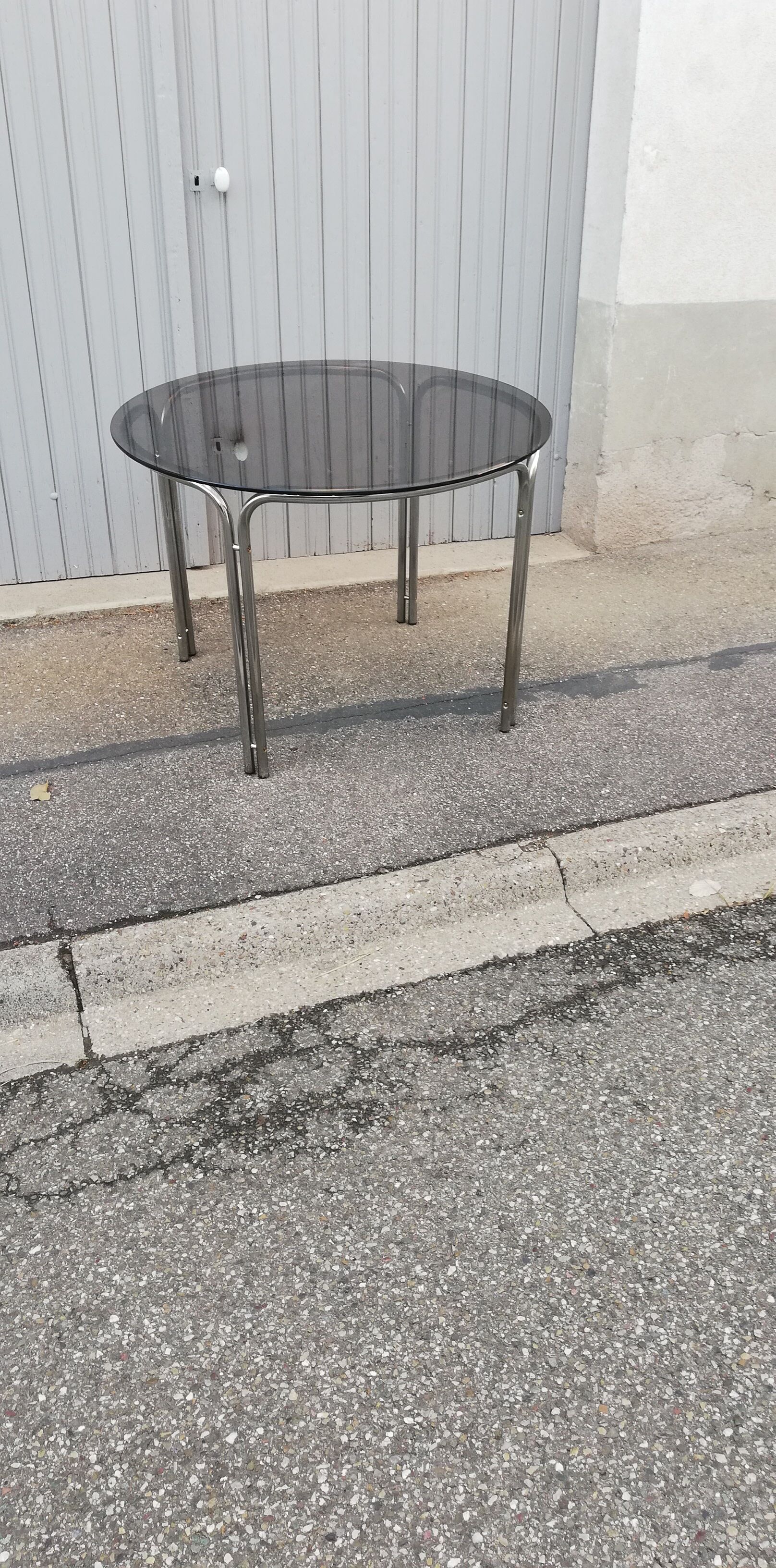 Round table vintage chrome and smoked glass