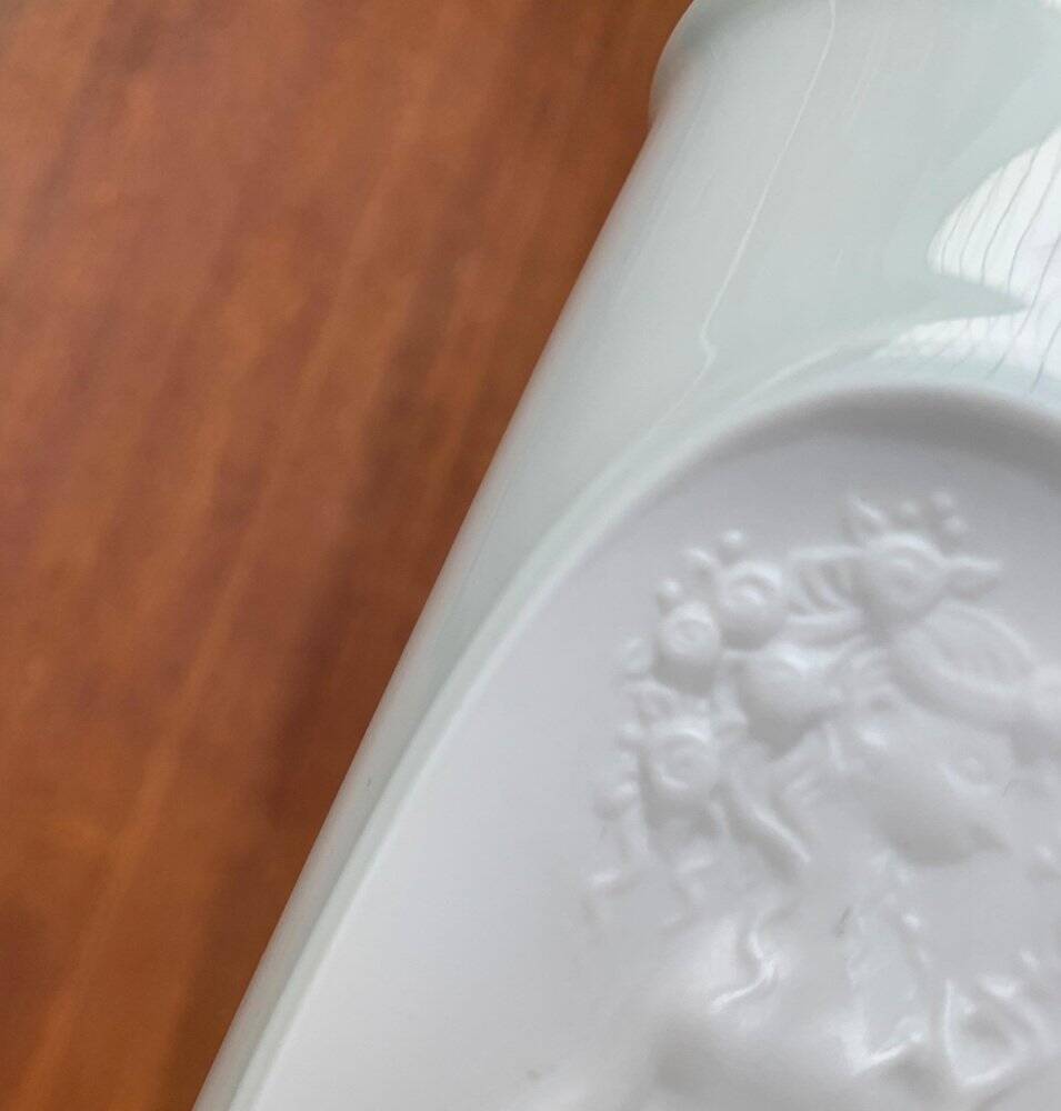 White porcelain vase from mid-century by Bjørn Wiinblad for Rosenthal.