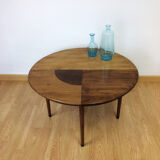 Low table in oak