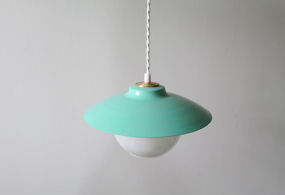 Gamelle and opaline pendant light