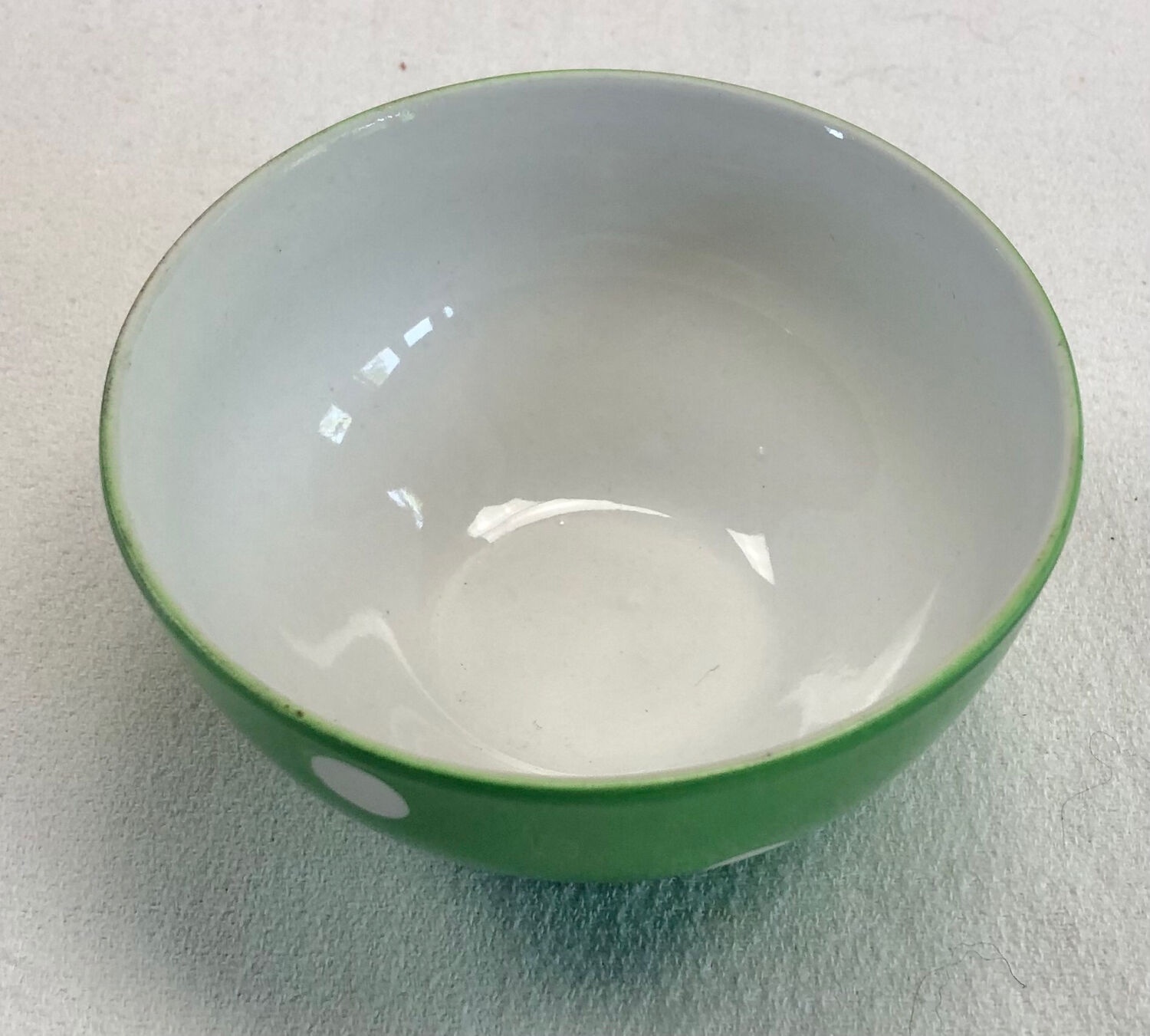 Bol vert pois blancs porcelaine Longchamp