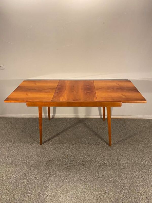 table d’extension du milieu du siècle plaquée de noyer Tatra Czec, années 1960