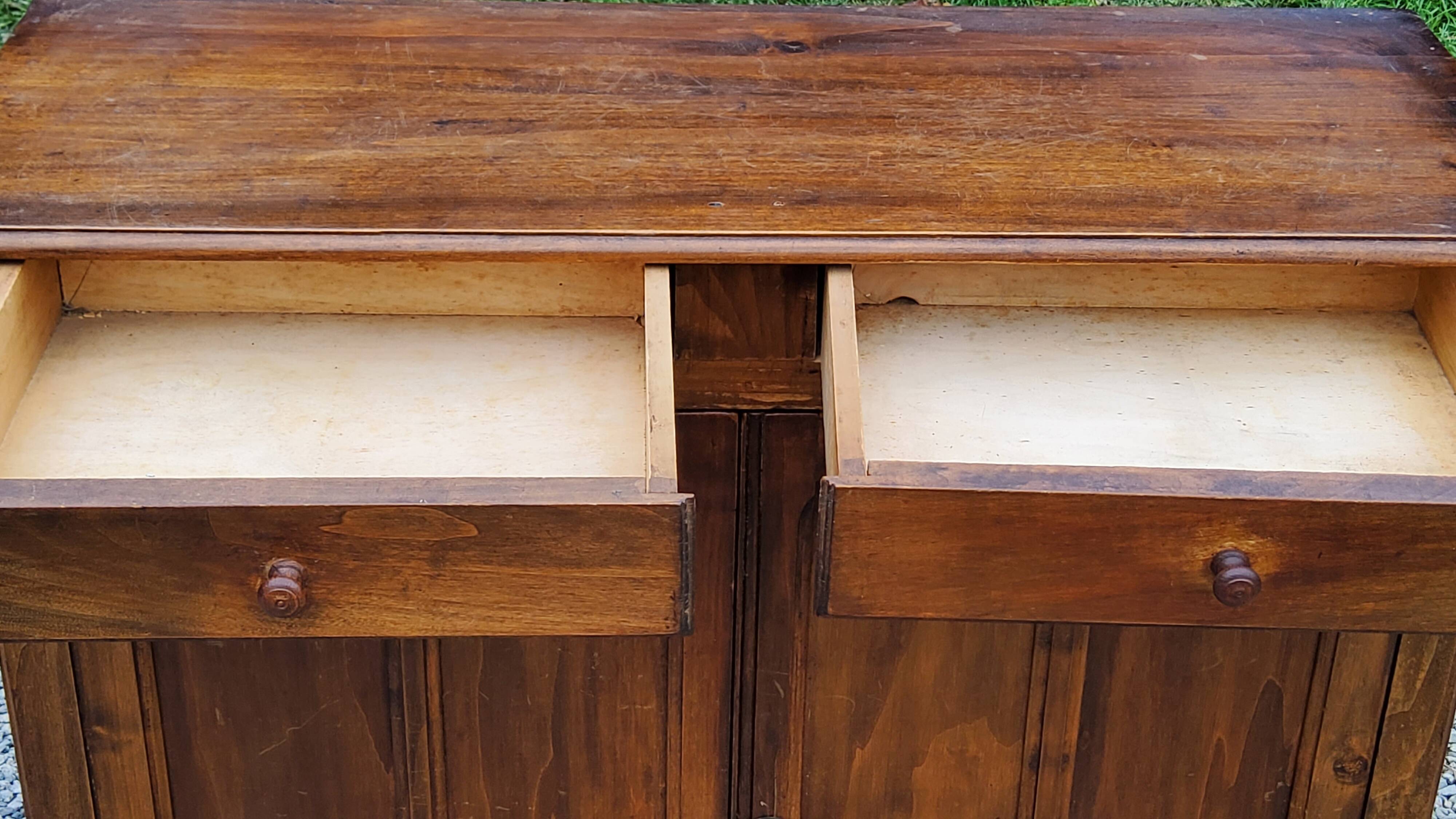 Parisian sideboard from the early 20th century, 2 doors, 2 drawers
