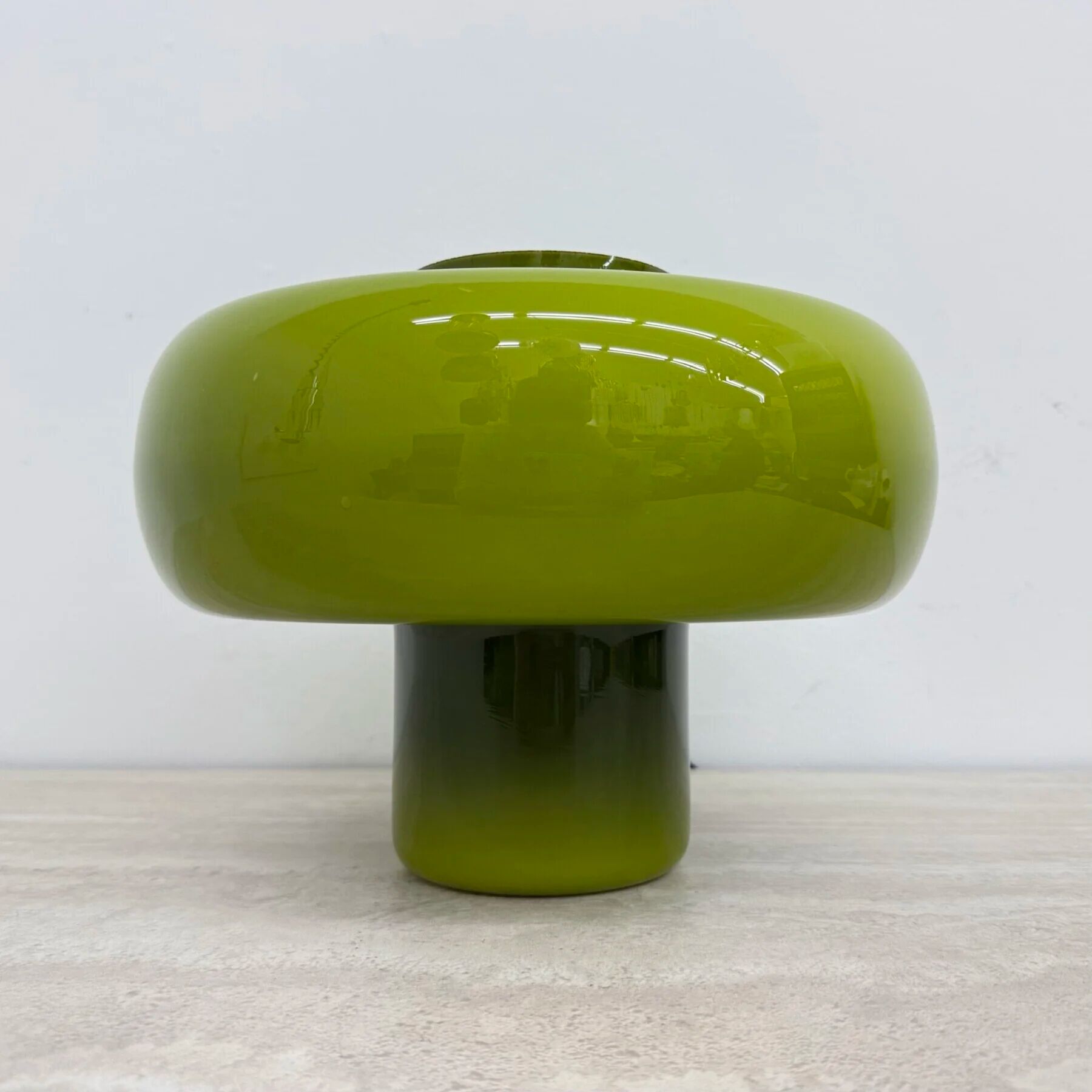 Mid-century design green glass Swedish table lamp, 1970s