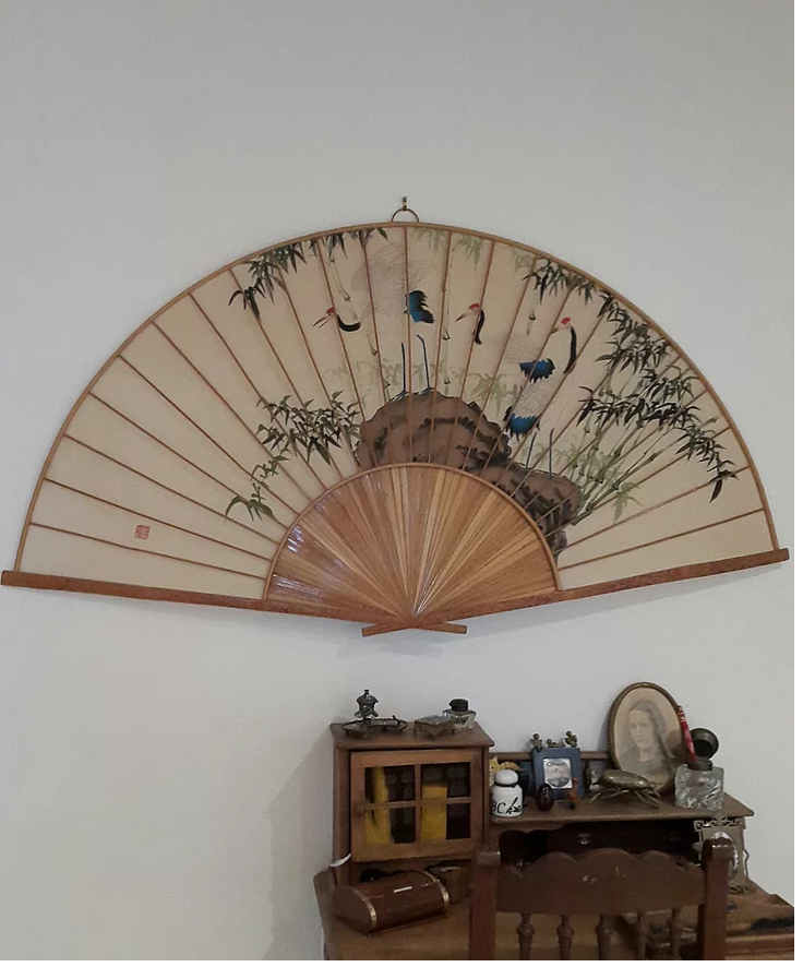 Giant decorative eventail