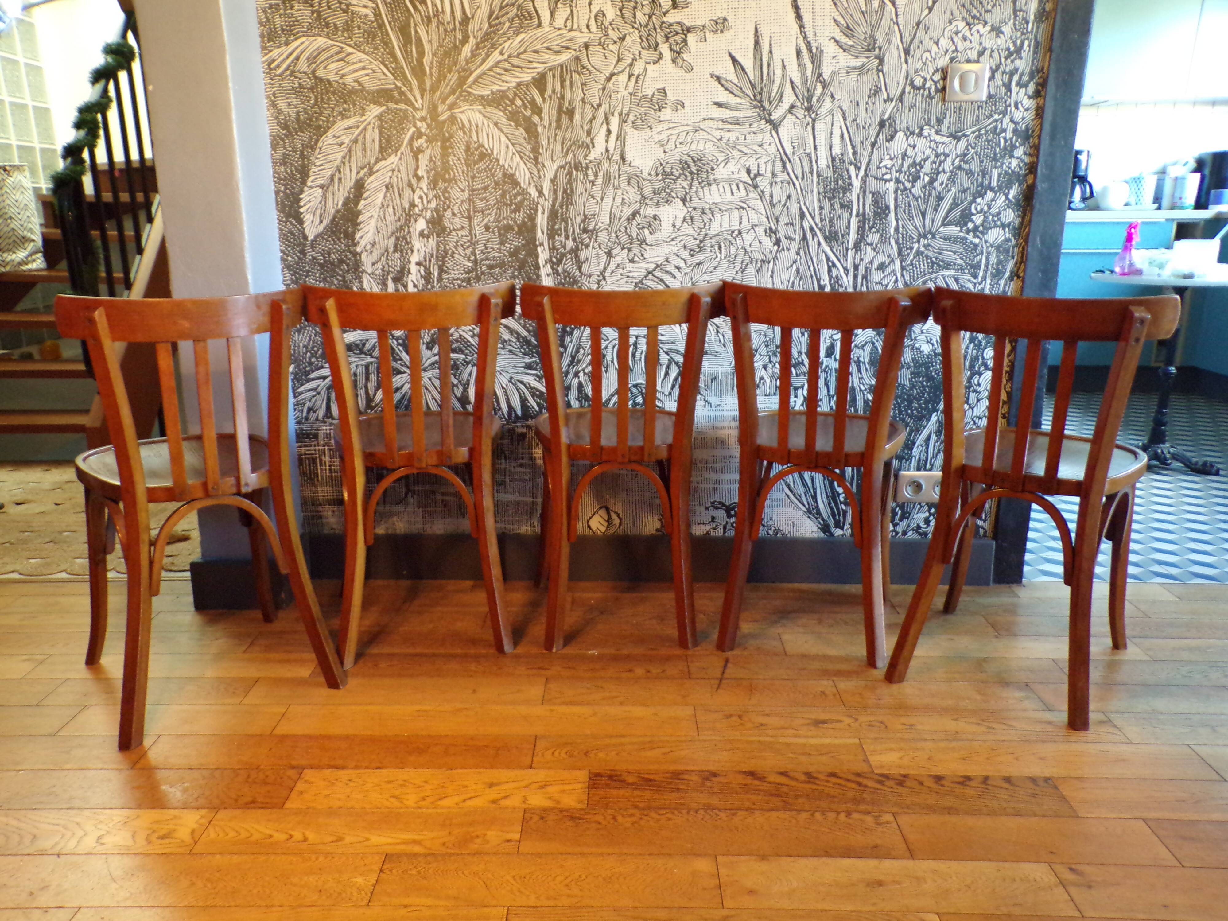 Set of 5 Gignez bistro chairs