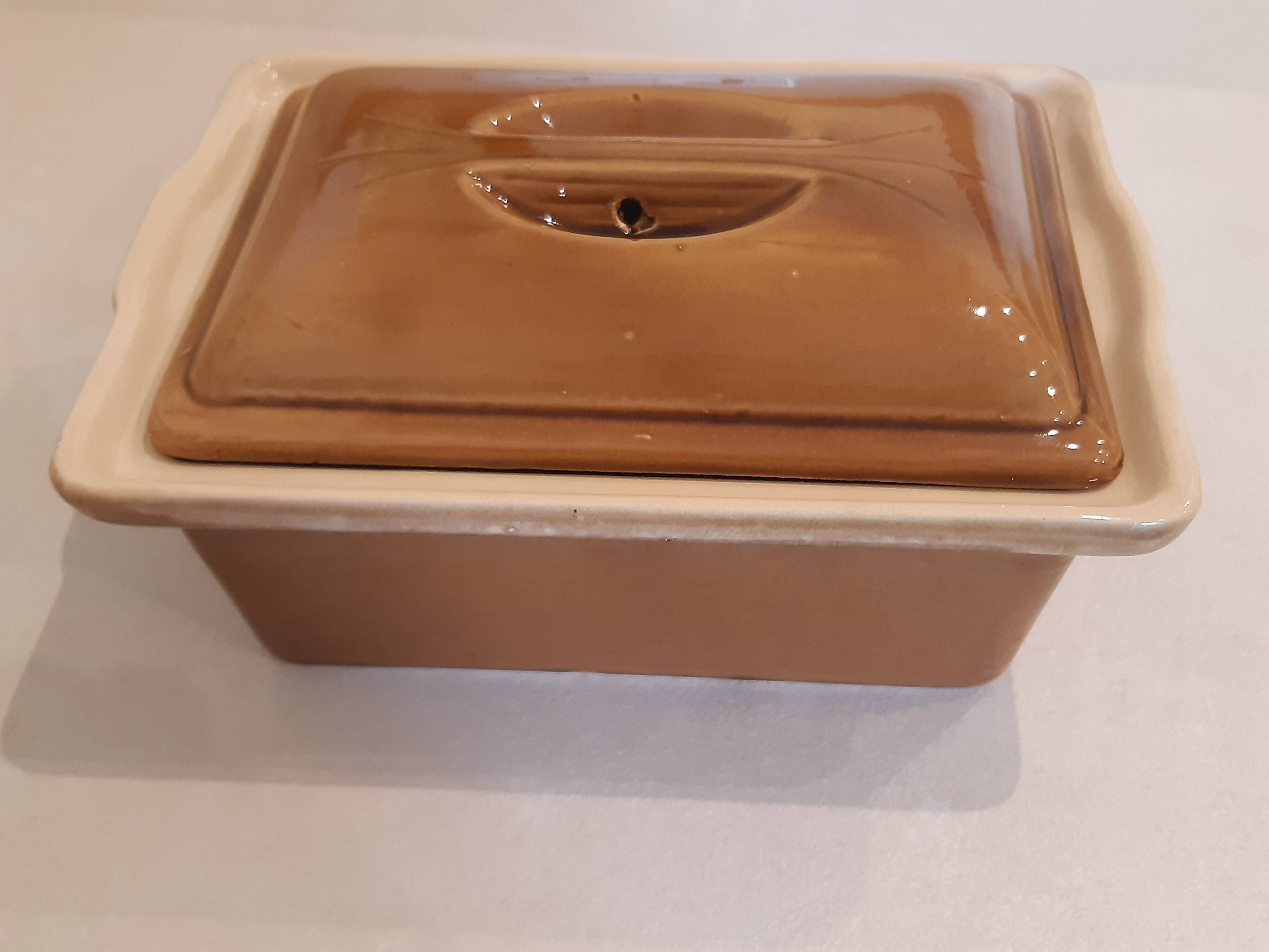 Glazed earthenware casserole pot