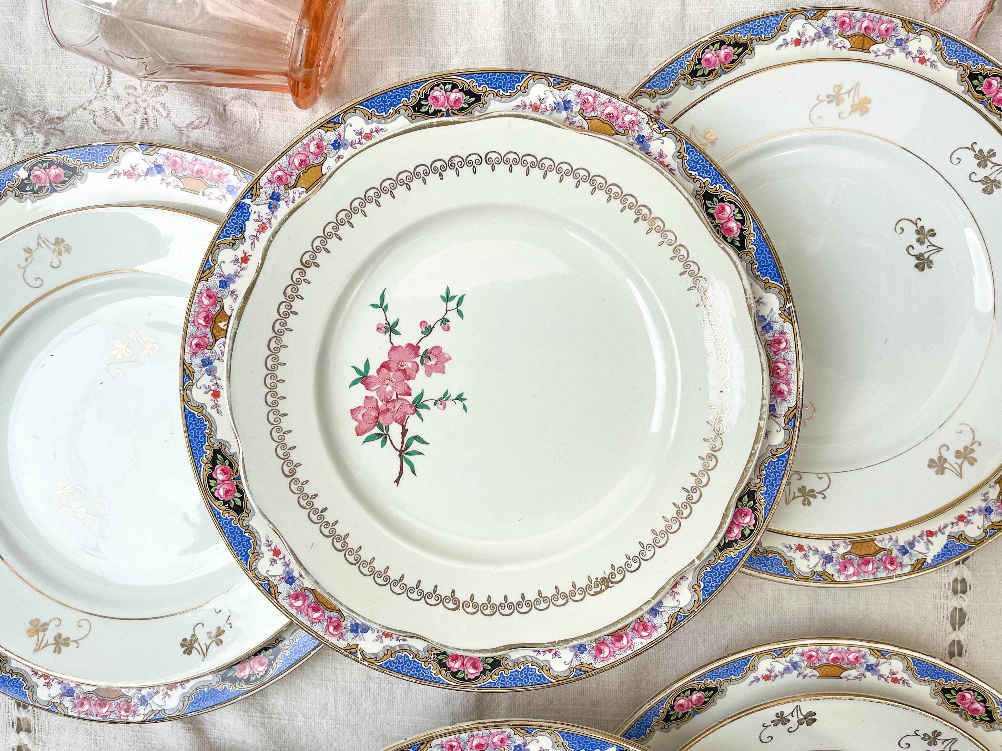Set of 6 porcelain plates and 6 small mismatched vintage plates ~ Dinner service for 6 people ~