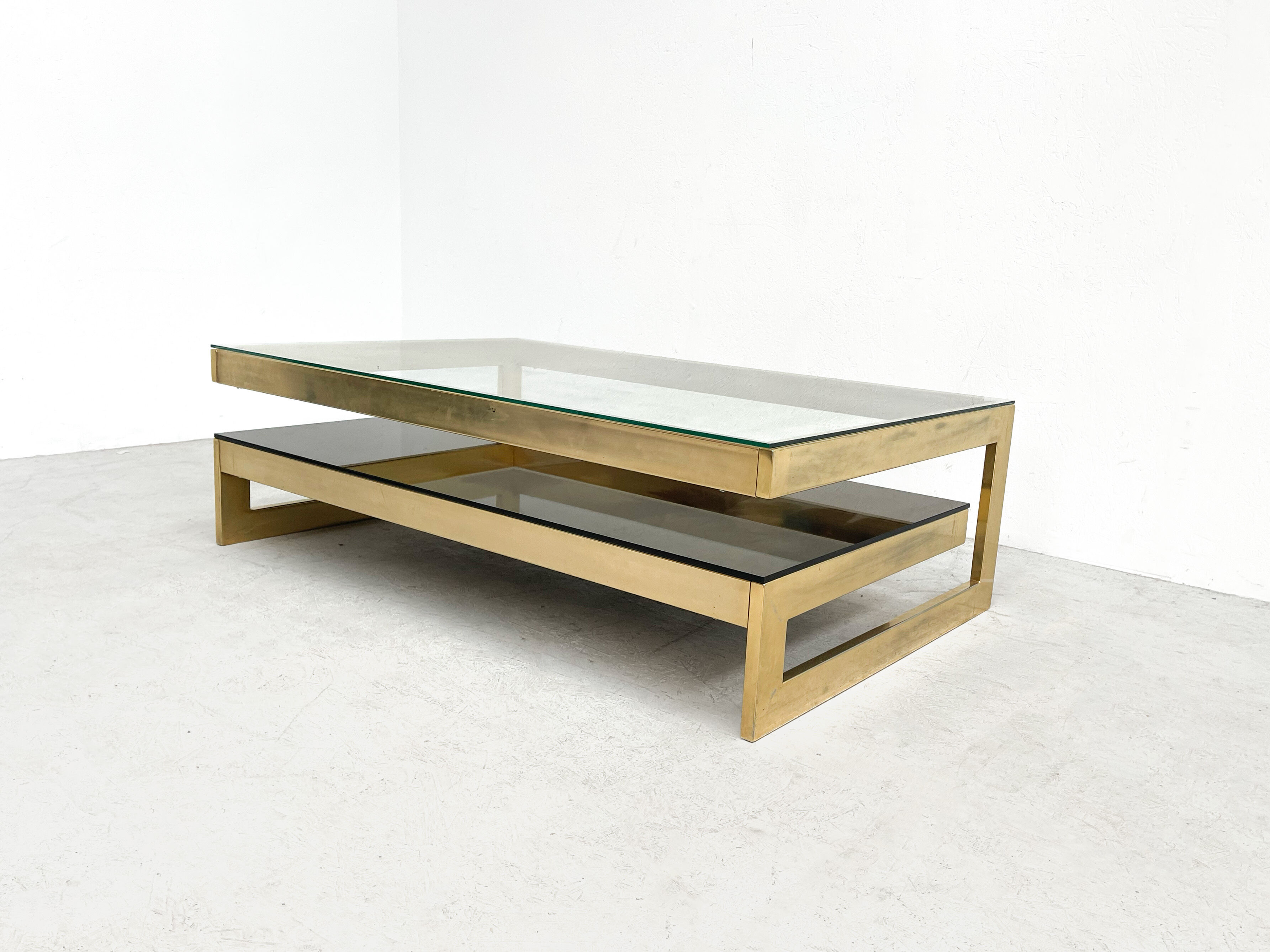 G shaped coffee table