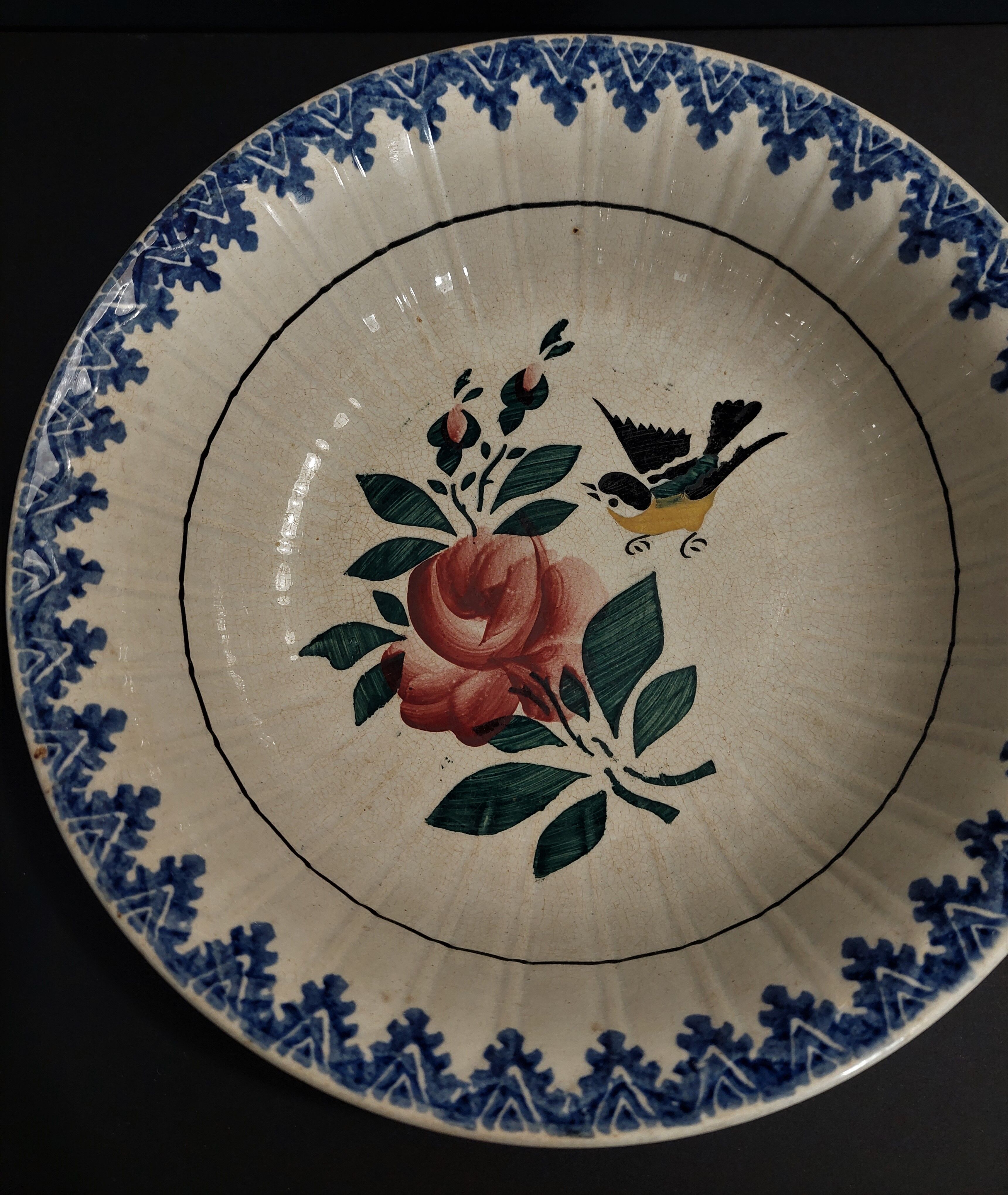 Hollow dish salad bowl earthenware HBC Hautin Boulenger & Co Choisy le Roi late nineteenth century