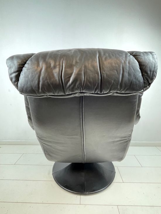Fauteuil italien en cuir vintage noir