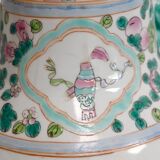 Porcelain vase, China – XXth