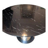 Round designer table in marble and metal