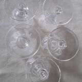 5 petits verres à pied cristal gravé