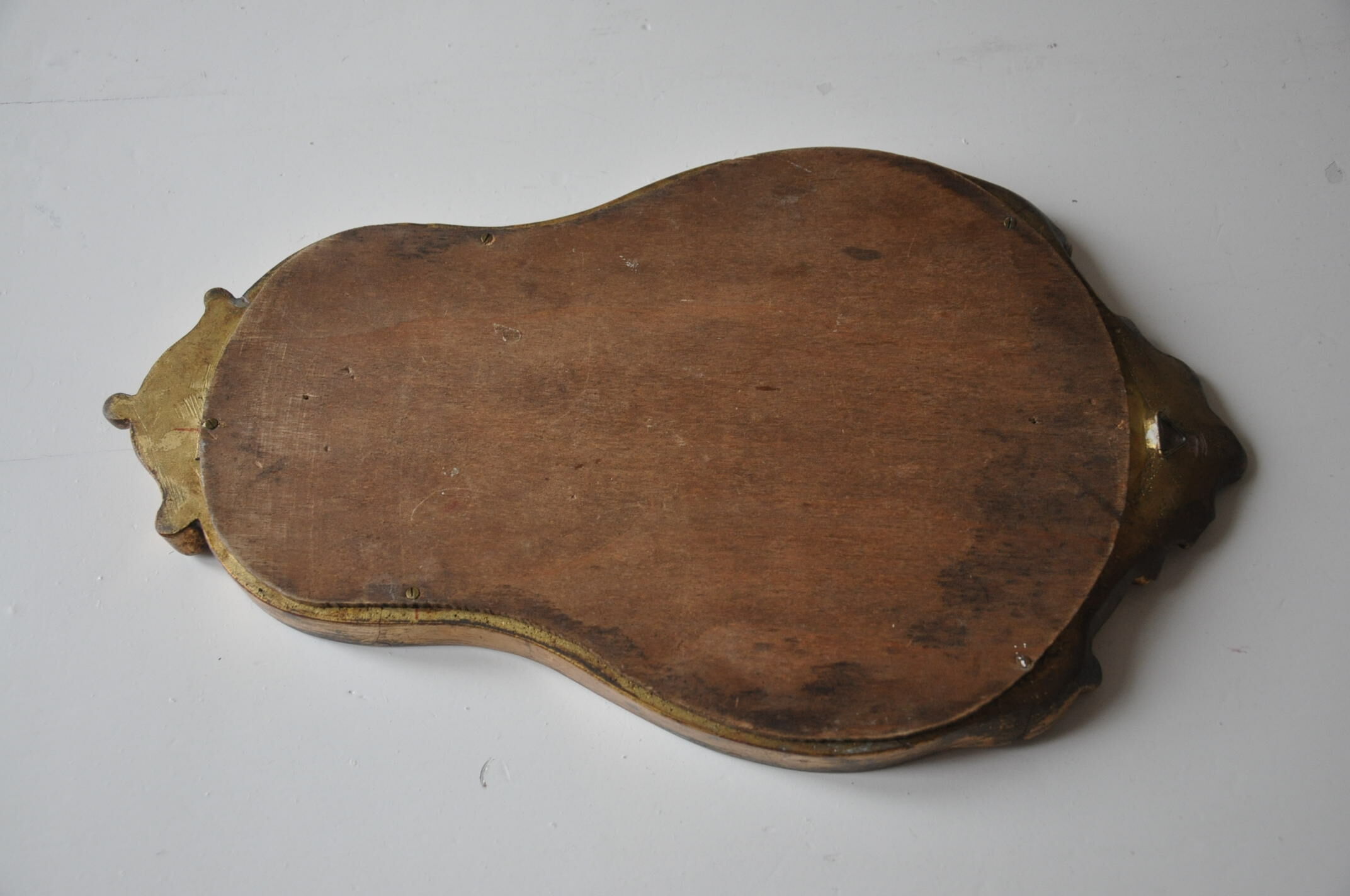 Miroir de style en bois doré vintage