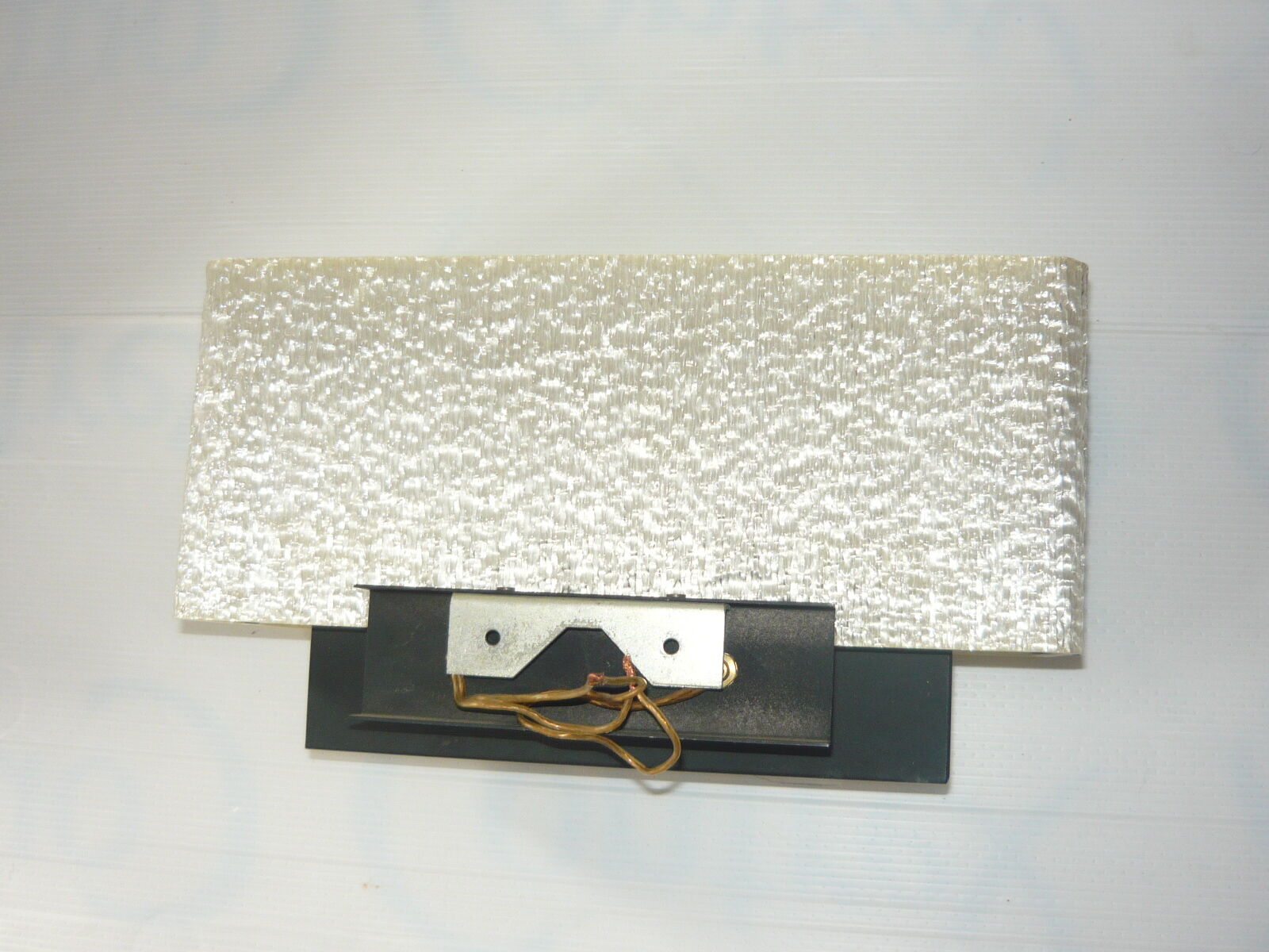 Paire d'appliques de la maison Arlus en perspex 1960