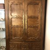 Breton wedding armoire in chestnut - Dated 1869