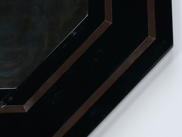 Miroir Jean-Claude Mahey en laque et laiton, circa 1970