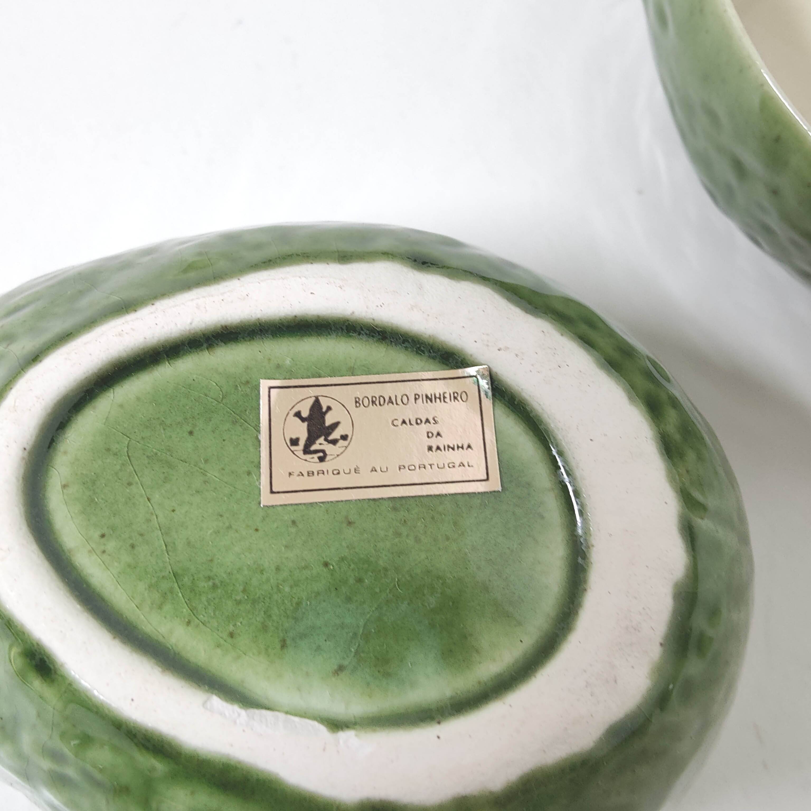 Set of 8 avocado-shaped ceramic bowls Bordalo Pinheiro Portugal