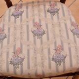 Antique Louis-Philippe chair in solid wood, 19th century, with restored seat.