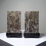 Pair of bookends, Art Deco fireplace decoration in antique marble from the 1920s-1930s.
