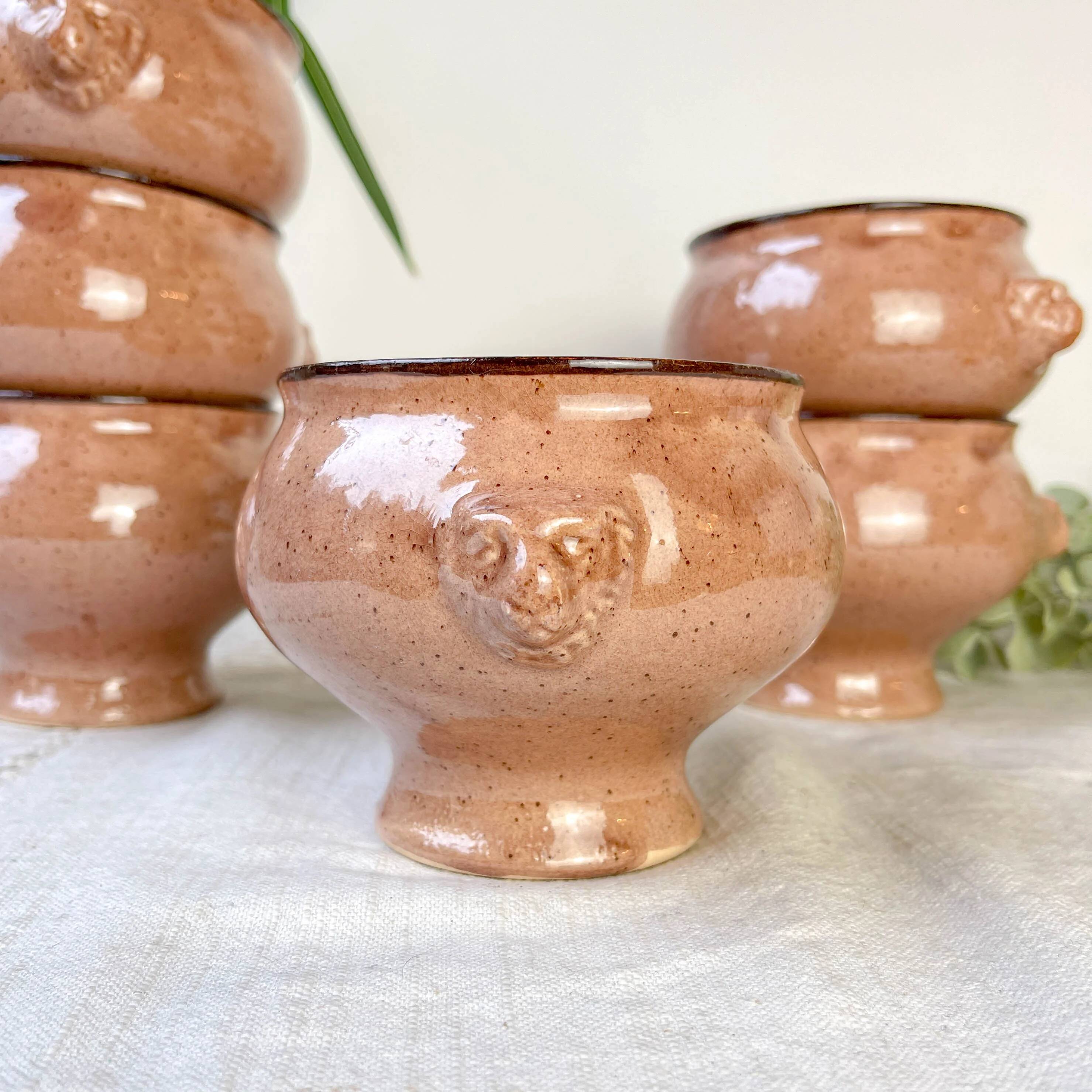 6 vintage lion head onion soup bowls – speckled beige stoneware