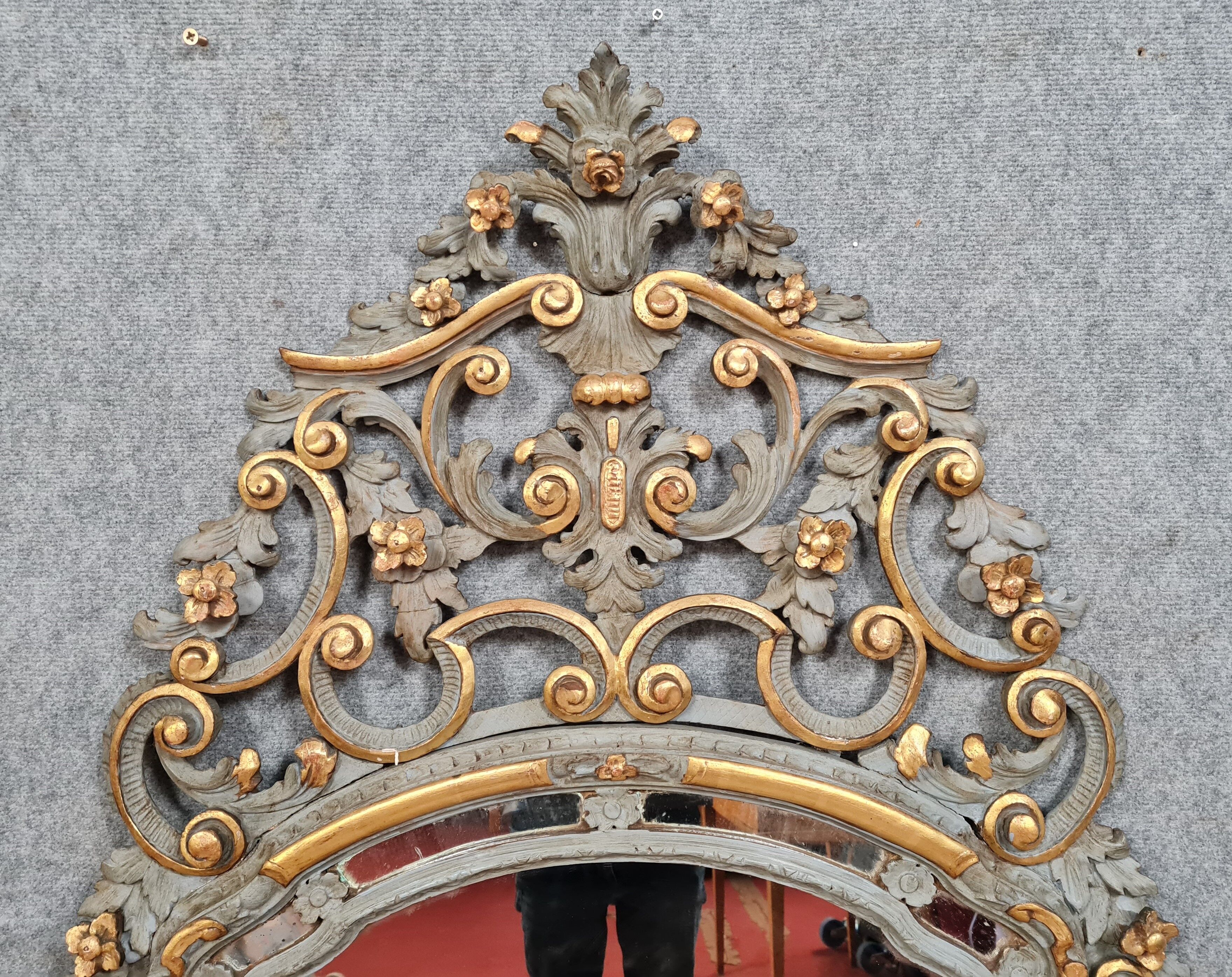 Mirror Louis XV / Regency in gilded and lacquered wood around 1850