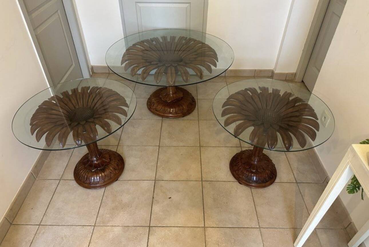 Set of 3 vintage coffee tables in carved wood and glass – floral pattern