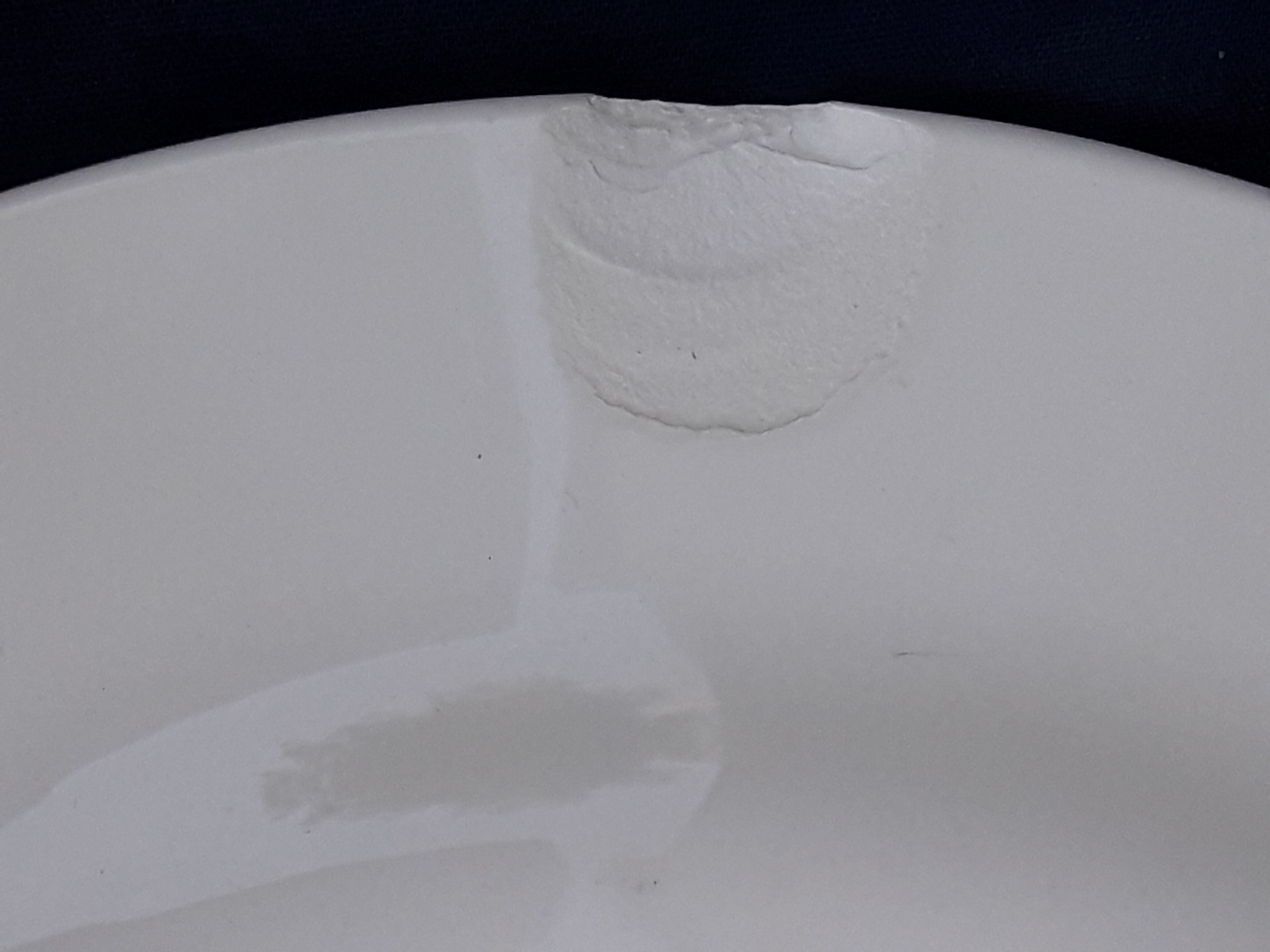 Earthenware plate of Gien model black flower diam 22 cm